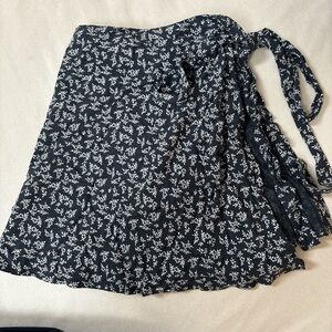 Brandy melville Floral Wrap Skirt
